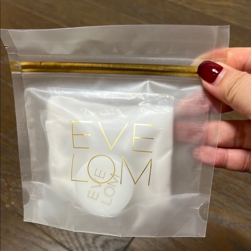 Eve Lom Facial cleanser cream and cloth Makeup set New in bag! GWP
